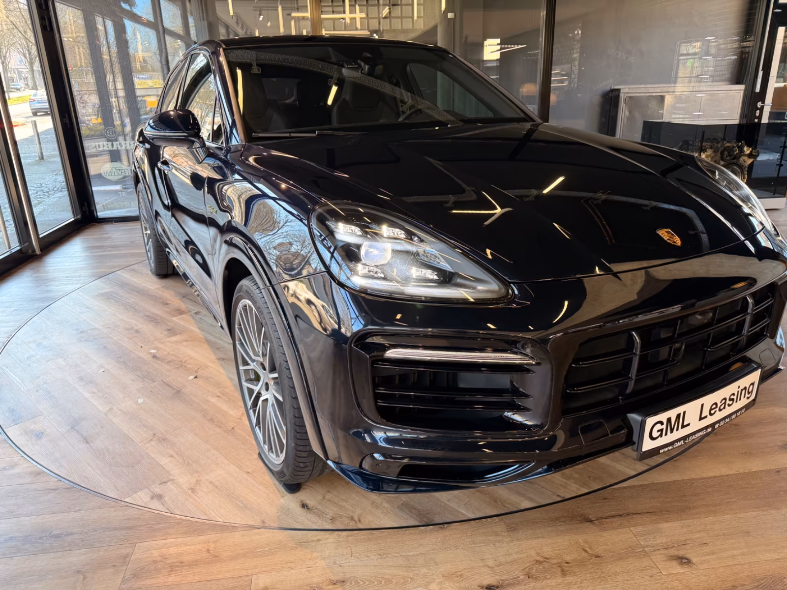 Porsche Cayenne Coupe E-Hybrid App, Sport Design,22 Zoll