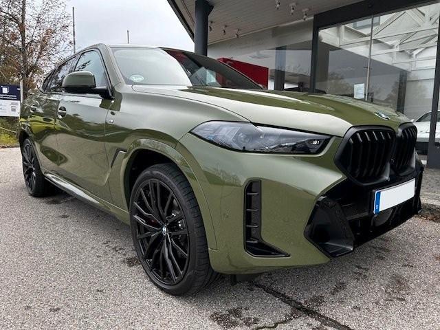 BMW X6 xDrive30d/URBAN GREEN/BOWER&WILKINS/CARBON
