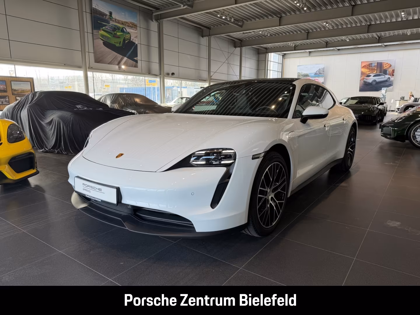Porsche Taycan Sport Turismo Luftfederung Rückfahrkamera