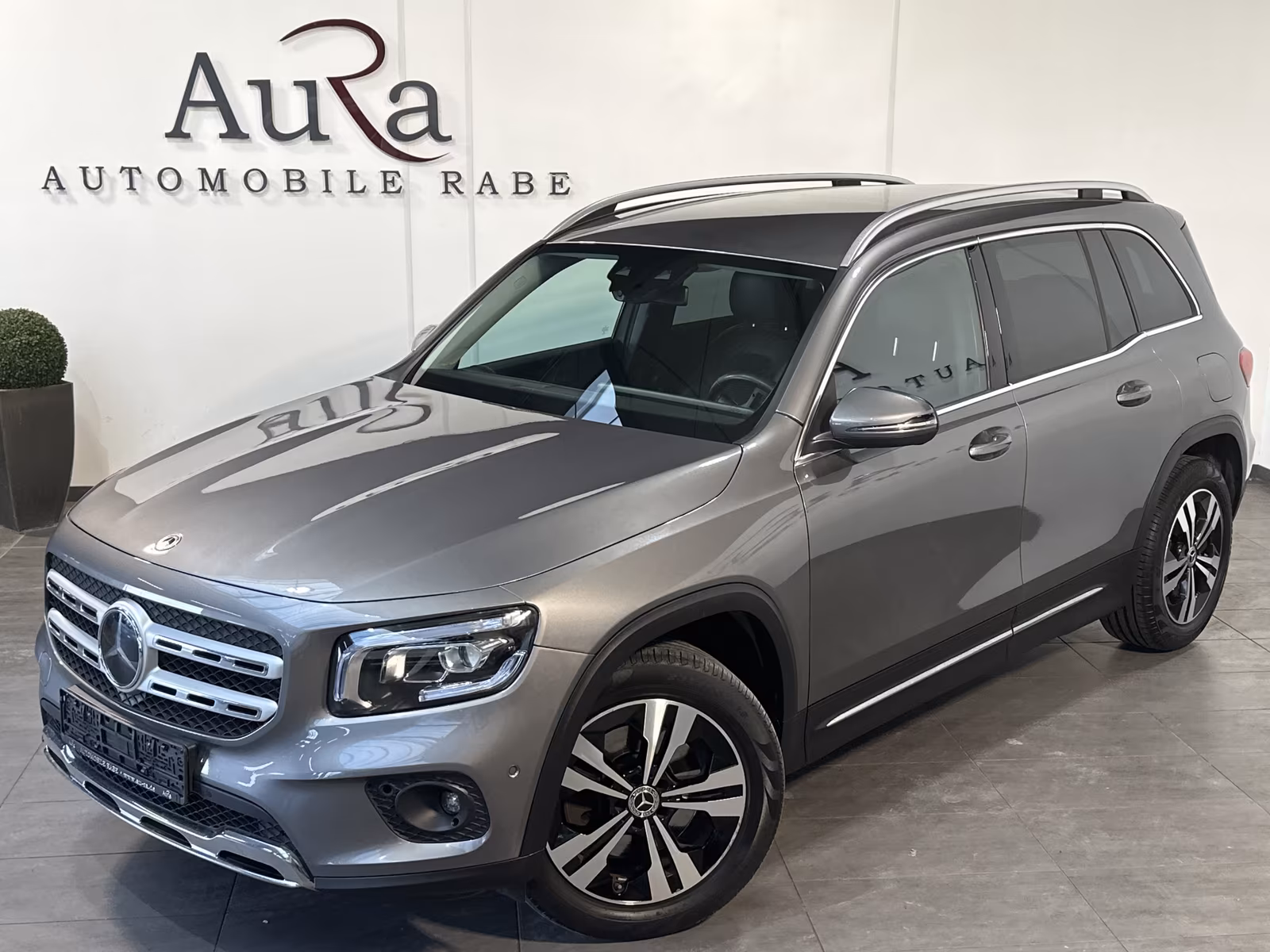 Mercedes-Benz GLB 200 d Progressive NAV+LED+DISTRONIC-PLUS+AHK