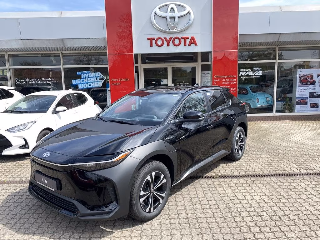 Toyota bZ4X + Comfort-Paket u. 360°Cam – Inkl. BAFA-Prä