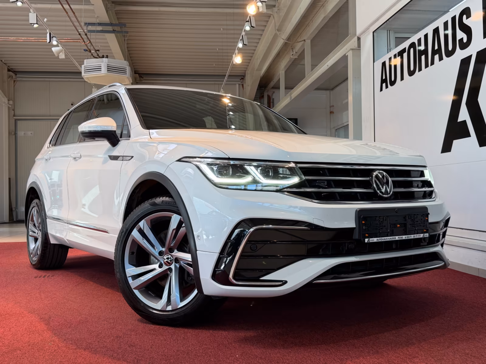 Volkswagen Tiguan R-Line 4Motion 2.0 TSI *LED*Virtual*AHK*